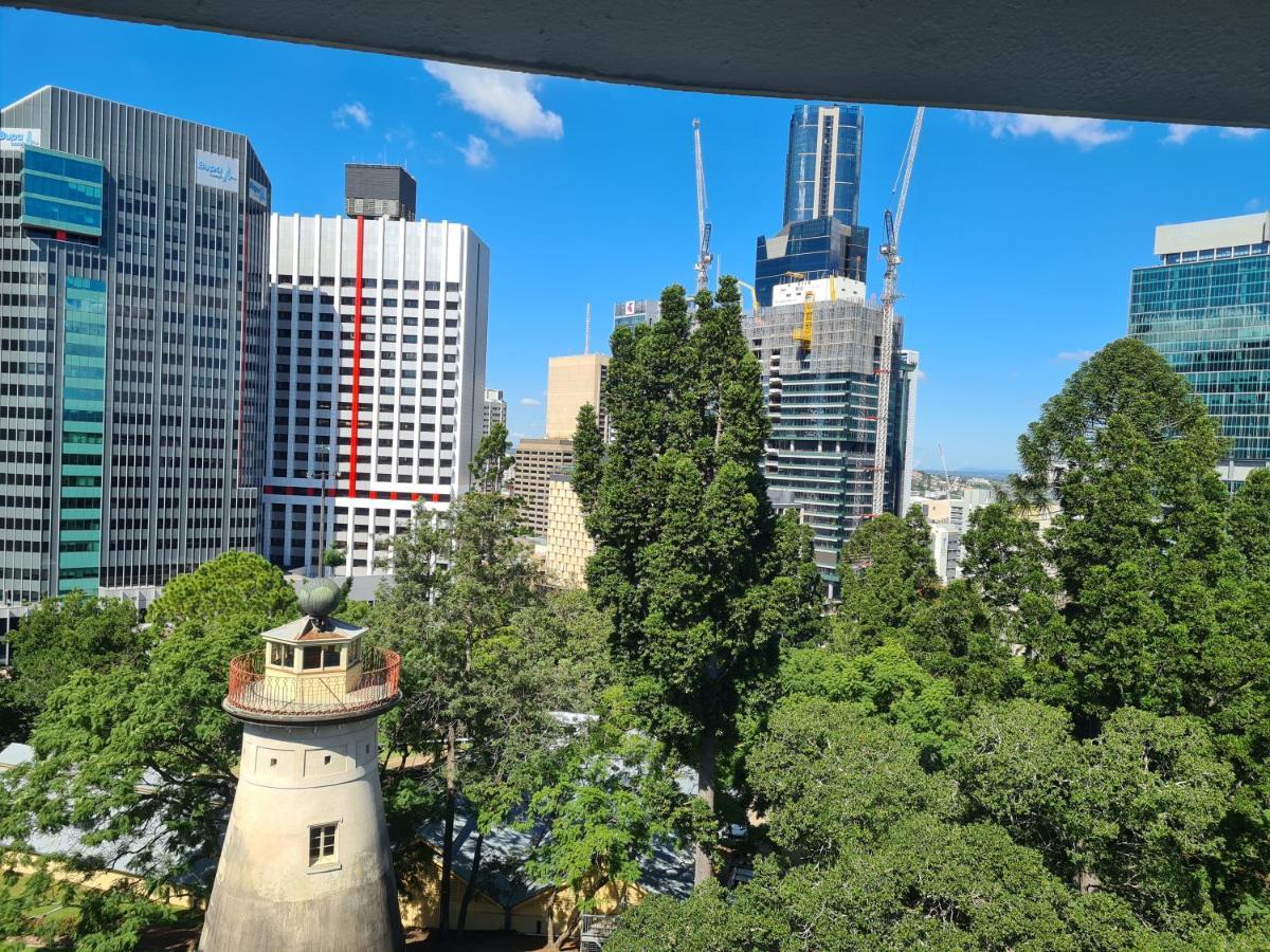 Madison Tower Mill Hotel Brisbane Bagian luar foto