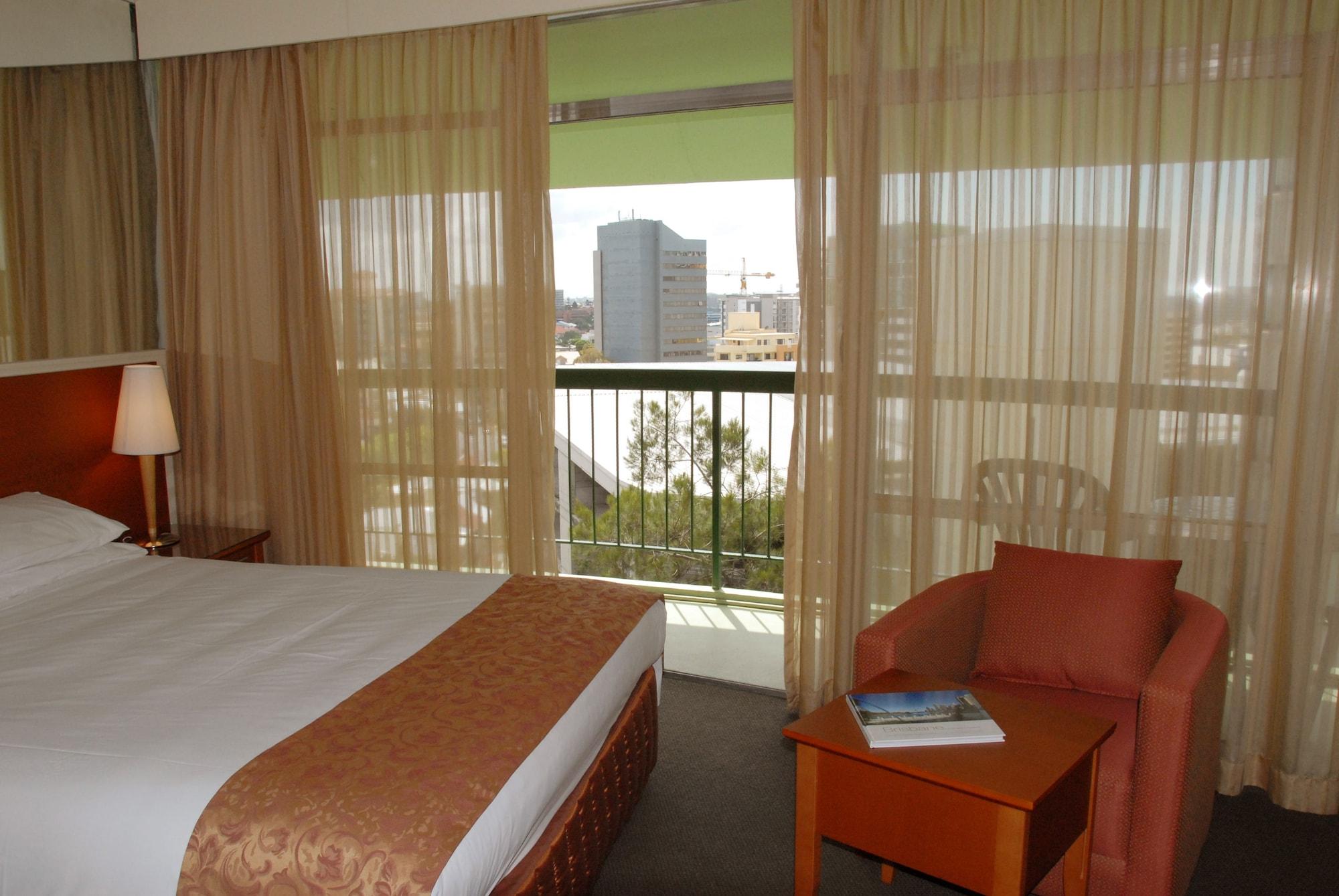 Madison Tower Mill Hotel Brisbane Bagian luar foto